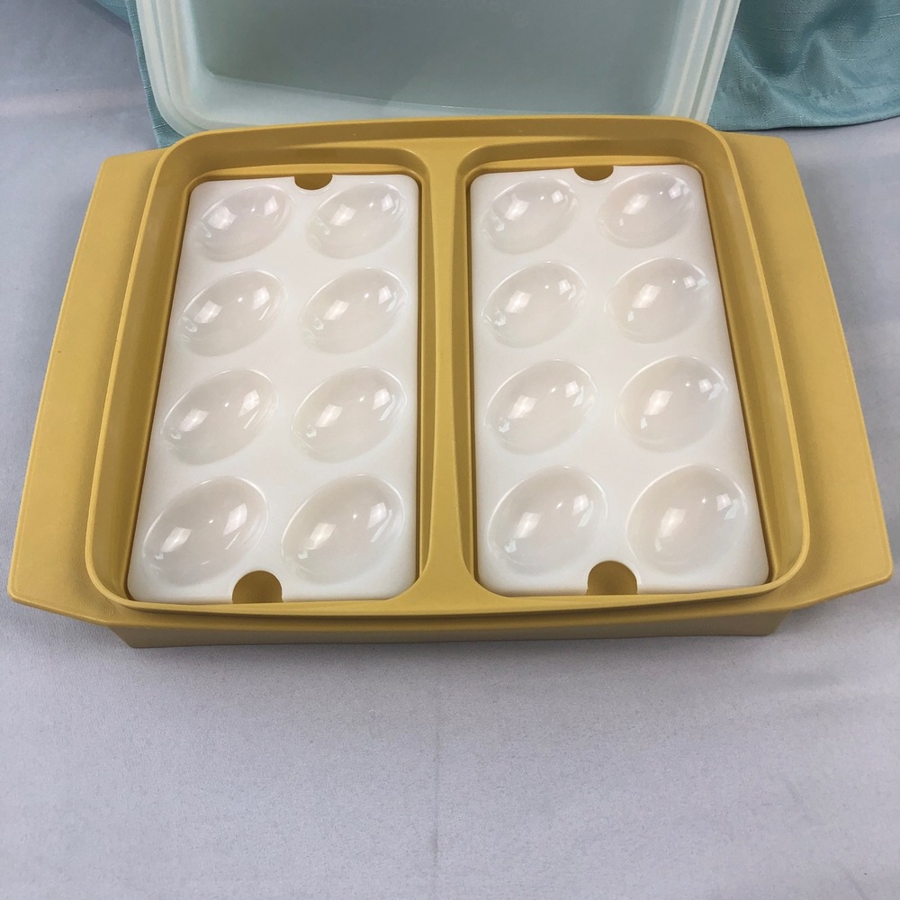 Vintage Tupperware Harvest Gold Deviled Egg Carrier 723 2 Inserts 16 Slot Lid